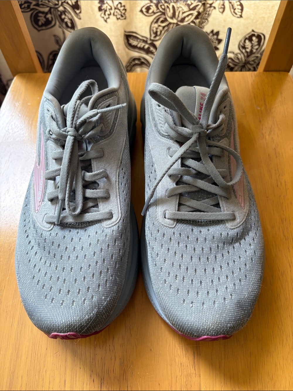 Brooks Adrenaline 24 GTS